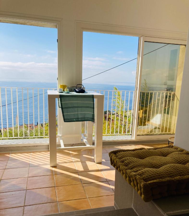 Maison Mediterraneo - Rez de villa, vue imprenable sur la mer Pietranera Extérieur photo